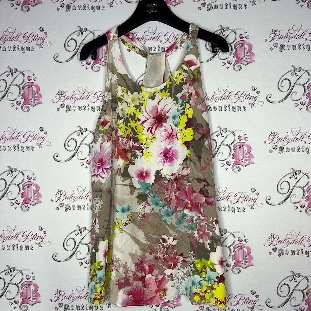 Cynthia rowley floral blouse tank top open criss cross keyhole back 100% silk